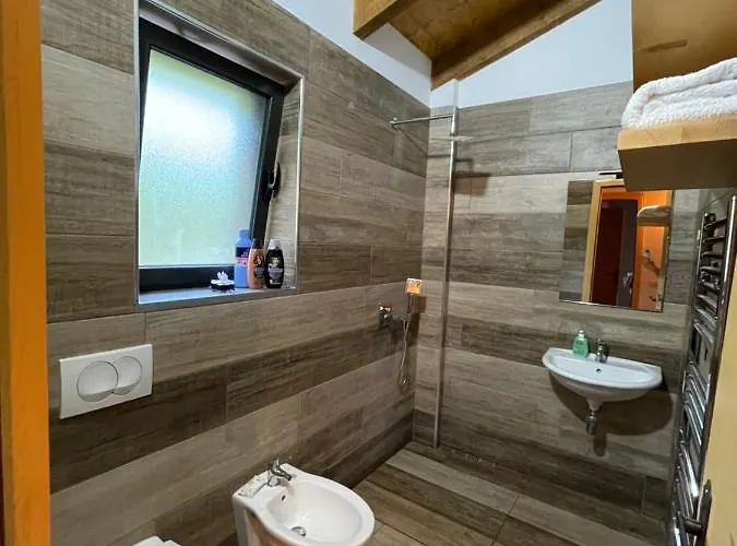 Ξενοδοχείο Baresha Agroturizem Qafe-Grade