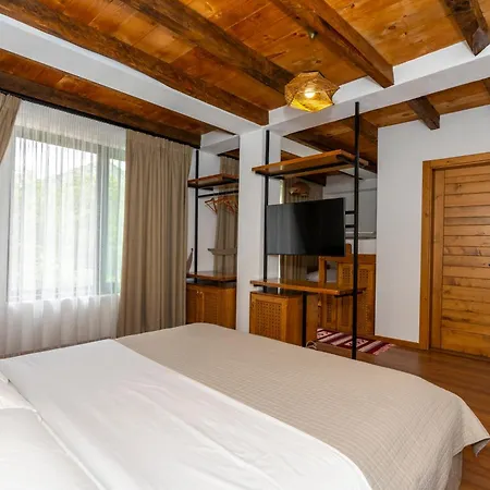 Baresha Agroturizem Hotel *